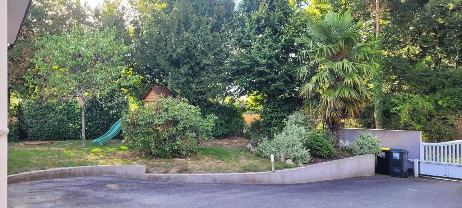 Fare-Kermenezy Maison Avec Piscine Chauffee Locmaria-Grand-Champ 0*,